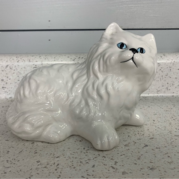 Other - Noel Gifts White Cat Ceramic Decor